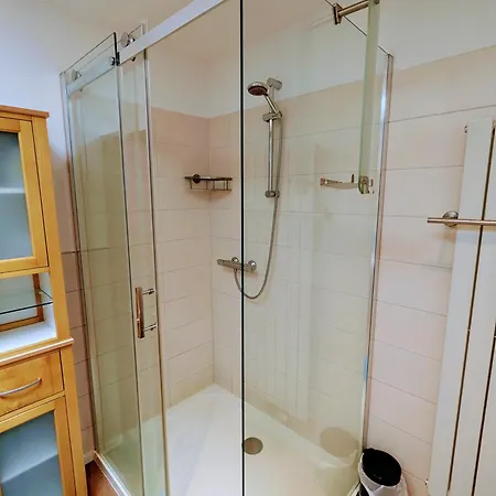 Ferienwohnung * Poczdam